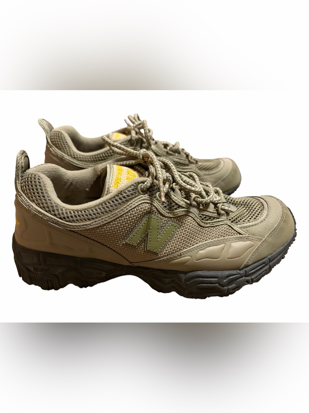 New Balance Men's Olive Green Outdoor Sneakers 801
